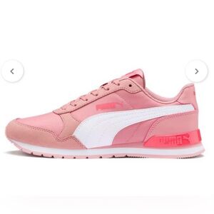 NEW!  Puma ST Runner v@ in Bridal Rose - 3.5